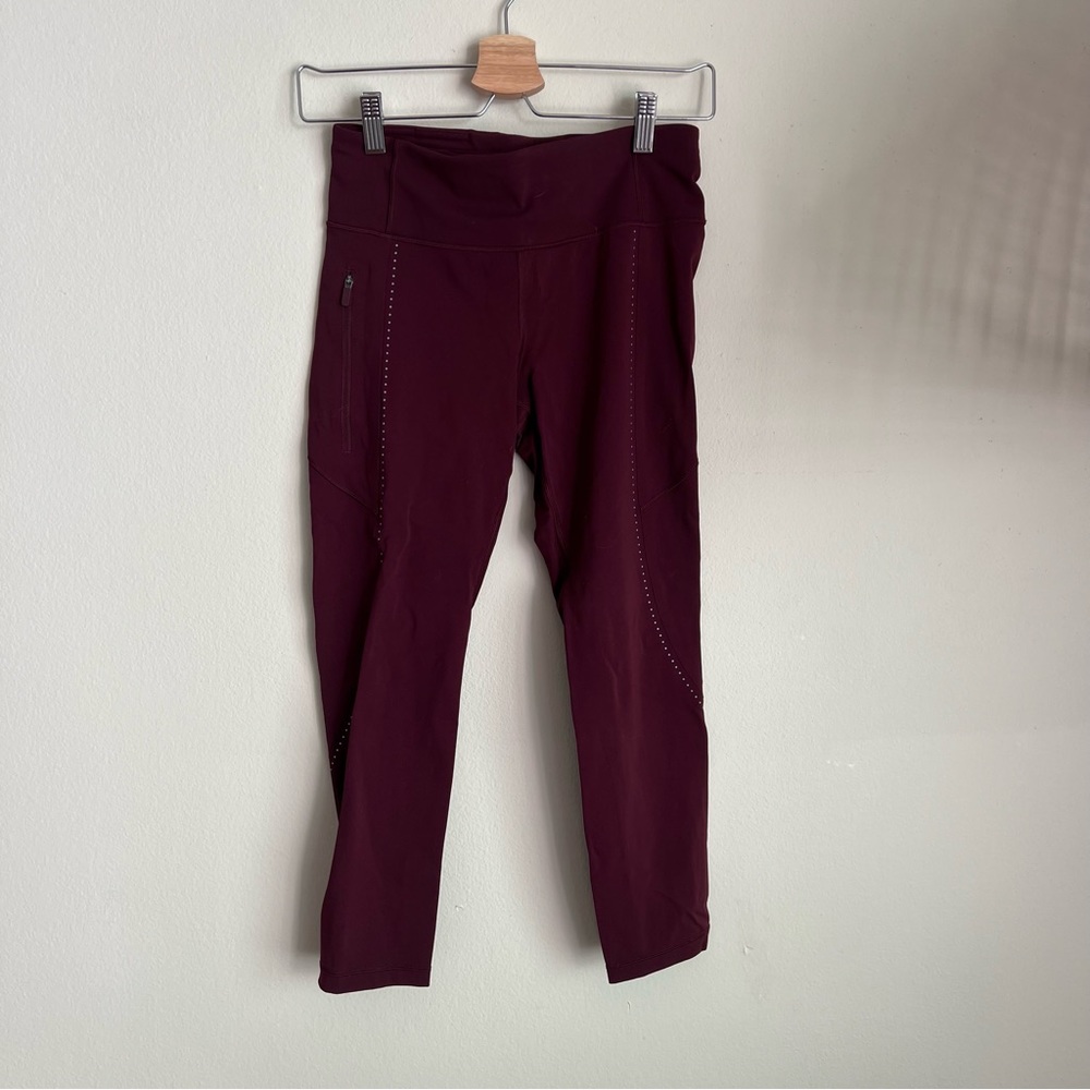 Lululemon burgundy leggings with pockets